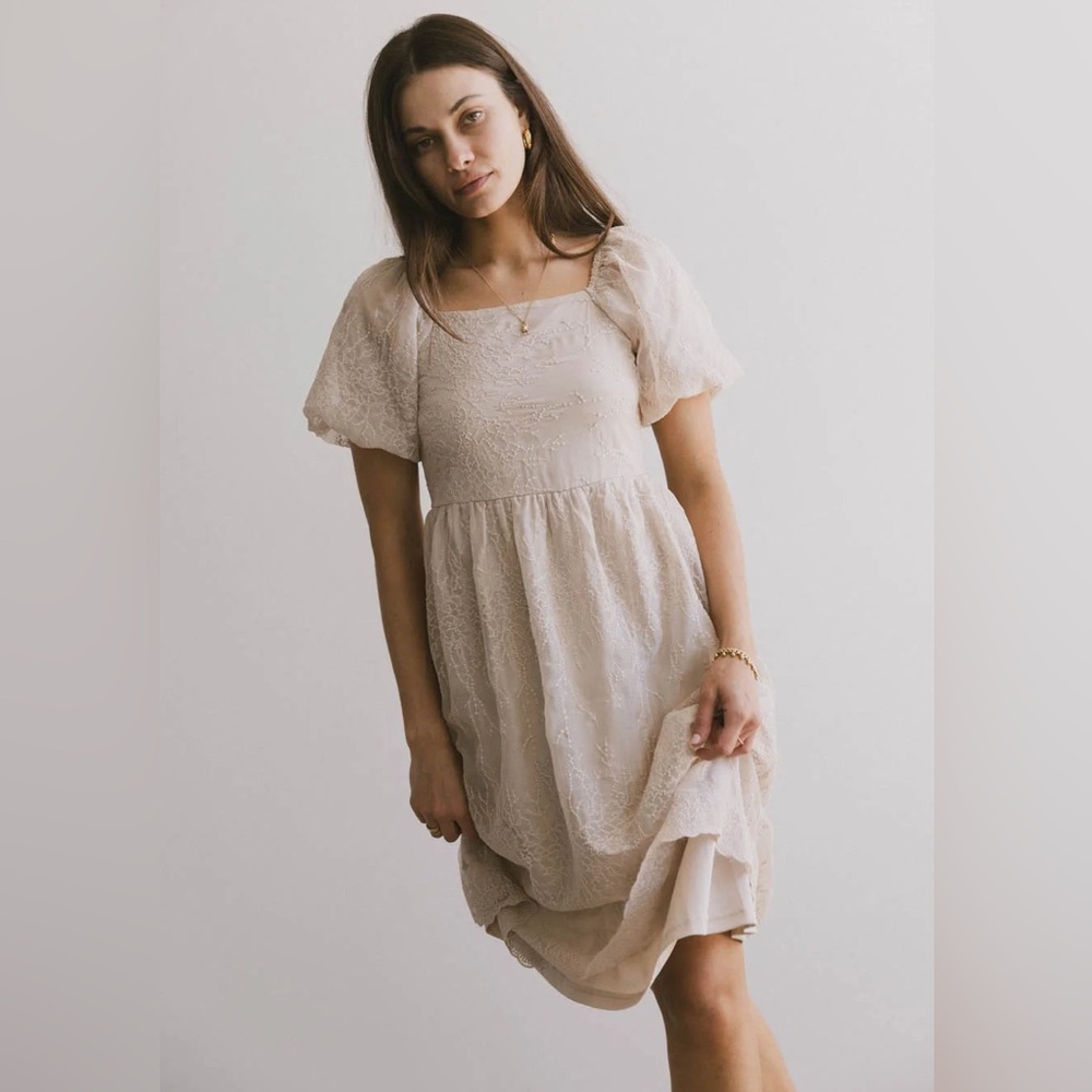 Bohme Karrie Embroidered Midi Dress in Champagne Size S